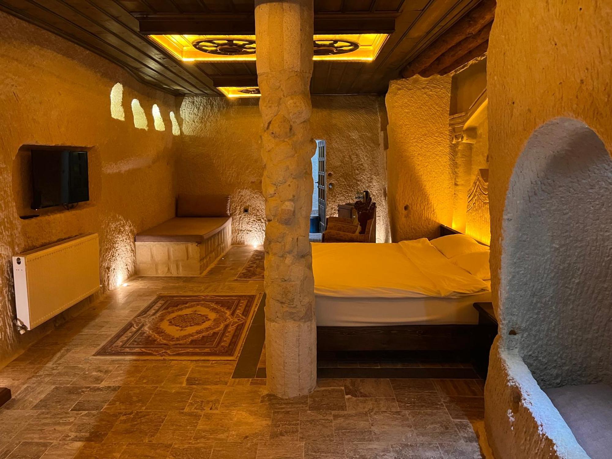 Dionysos Cave Cappadocia Hotel Ургуп Экстерьер фото